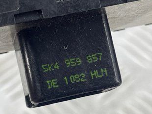 Блок кнопок склопідйомників дверей 5K4959857 Volkswagen CC