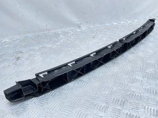Направляющая заднего бампера 4G5807458A Audi A6