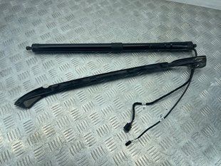 Приводной блок крышки багажника 7P6827851FIIT Volkswagen Touareg Volkswagen Touareg