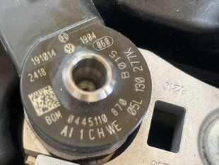Топливная форсунка 05L130277K Audi A6