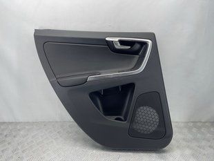 Карта / Обшивка двери Volvo XC60