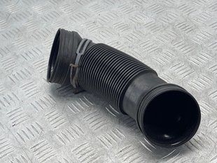 Патрубок воздушного фильтра 1K0129684L Volkswagen CC
