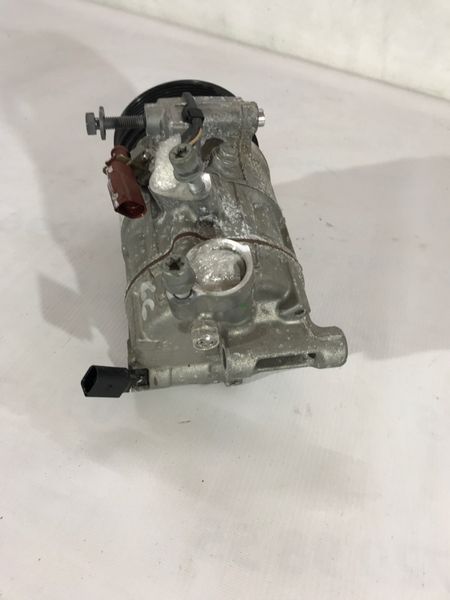 Компресор кондиціонера 3Q0816803E Volkswagen Tiguan
