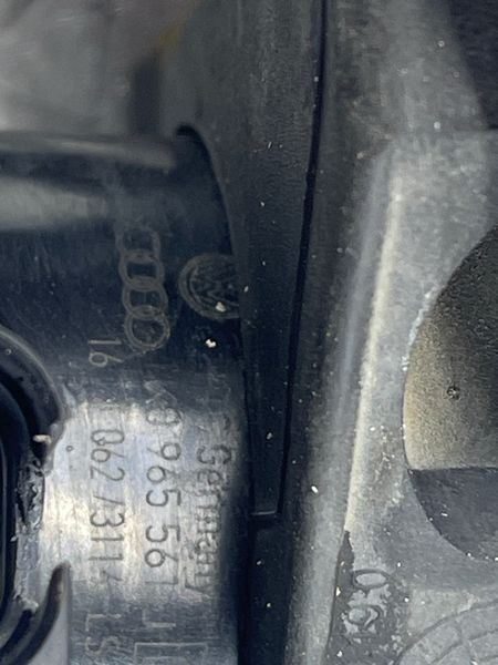 Помпа водяная дополнительная Audi Q3