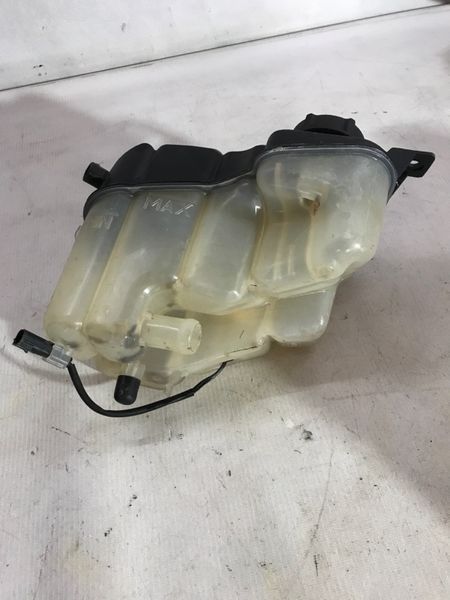 Розширювальний бачок 6G918K218CD Volvo XC60