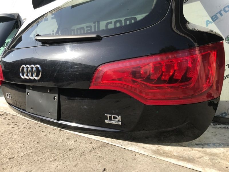 Кришка багажника 4L0827023B Audi Q7