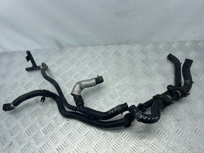 Шланг системи охолодження 7P6121156E Volkswagen Touareg