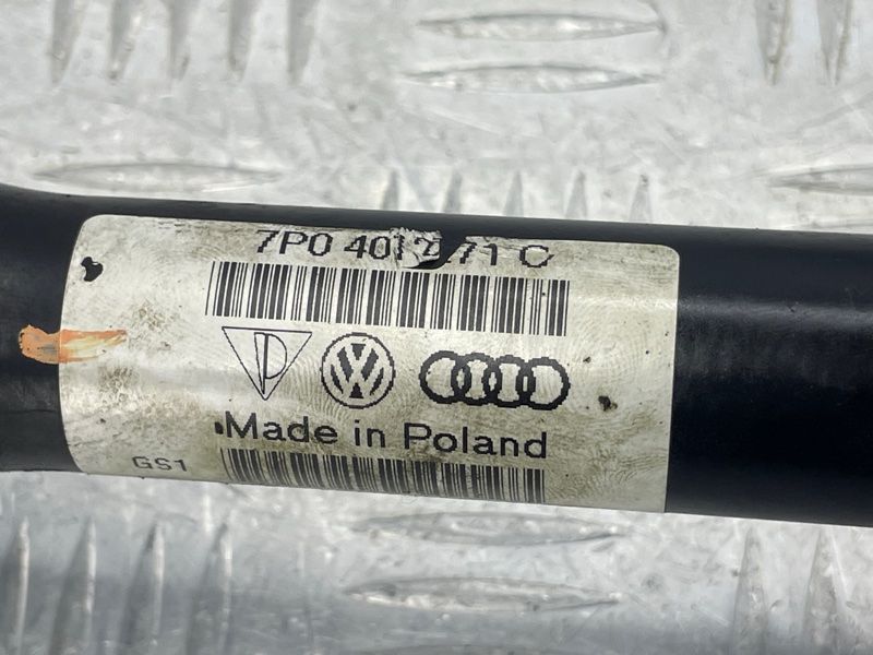 Полуось 7P0401271C Audi Q7