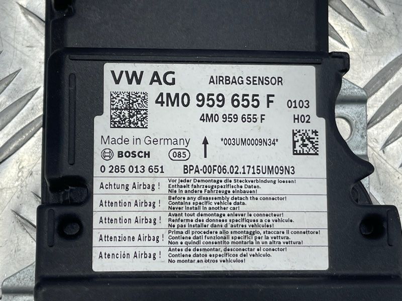 Блок управления подушками безопасности 4M0959655F Audi Q7 Audi Q7
