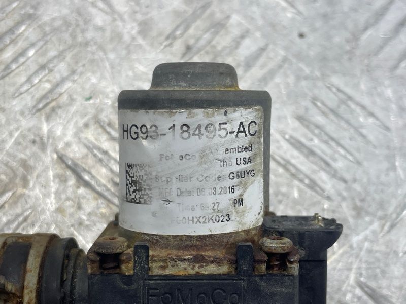Клапан системи охолодження HG9318495AC Ford Fusion