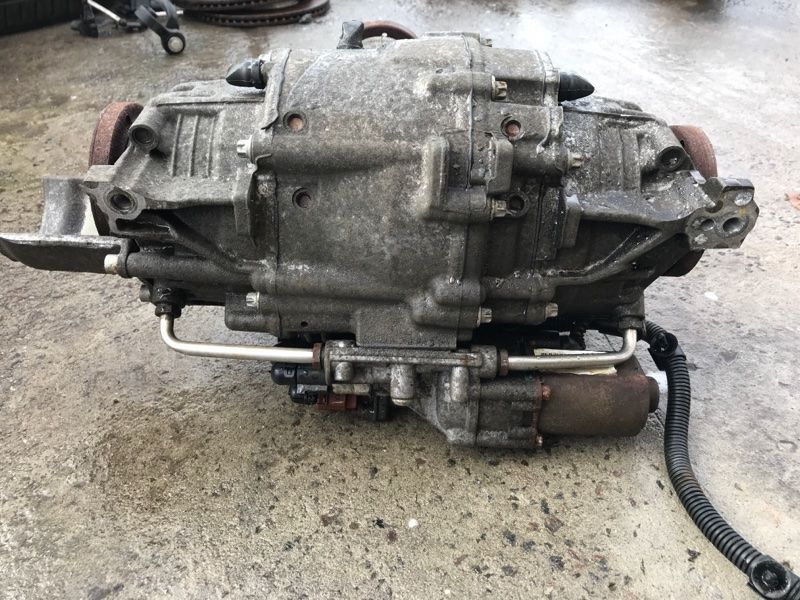 Редуктор заднего моста 0BF500043Q Audi S4
