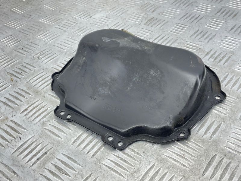 Кришка 06E109285J Audi Q7