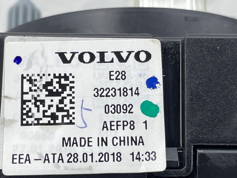 Блок подрулевых переключателей 32231814 Volvo XC60