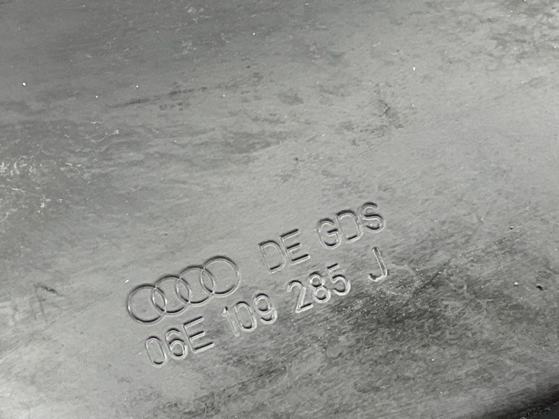 Кришка 06E109285J Audi Q7