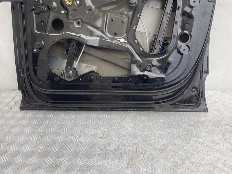 Двері 4M0831052F Audi Q7