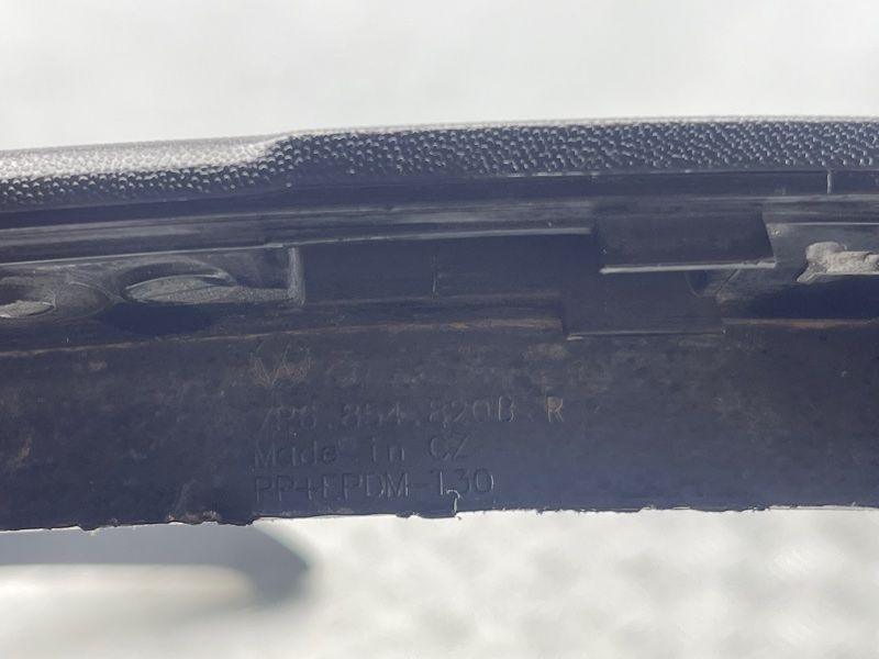Розширювач / накладка арки крила 7P6854820B Volkswagen Touareg