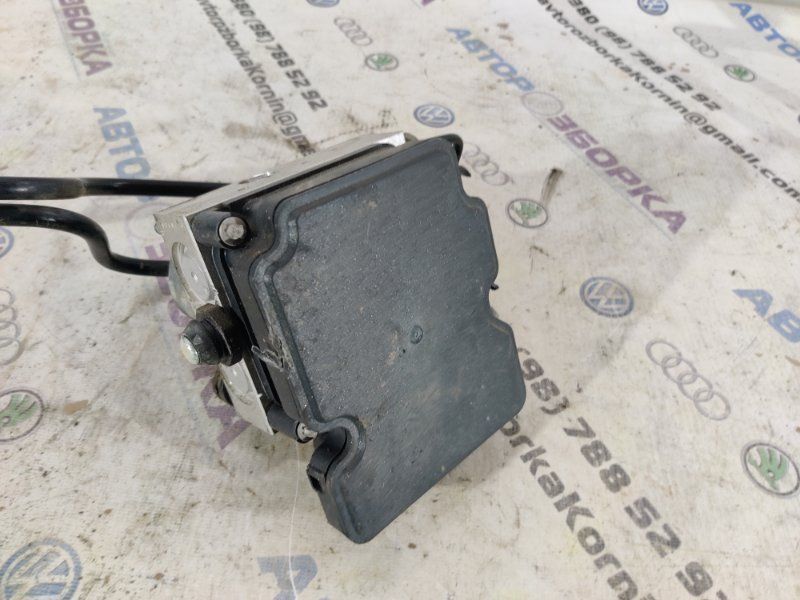Блок ABS DA832C405A Ford Flex
