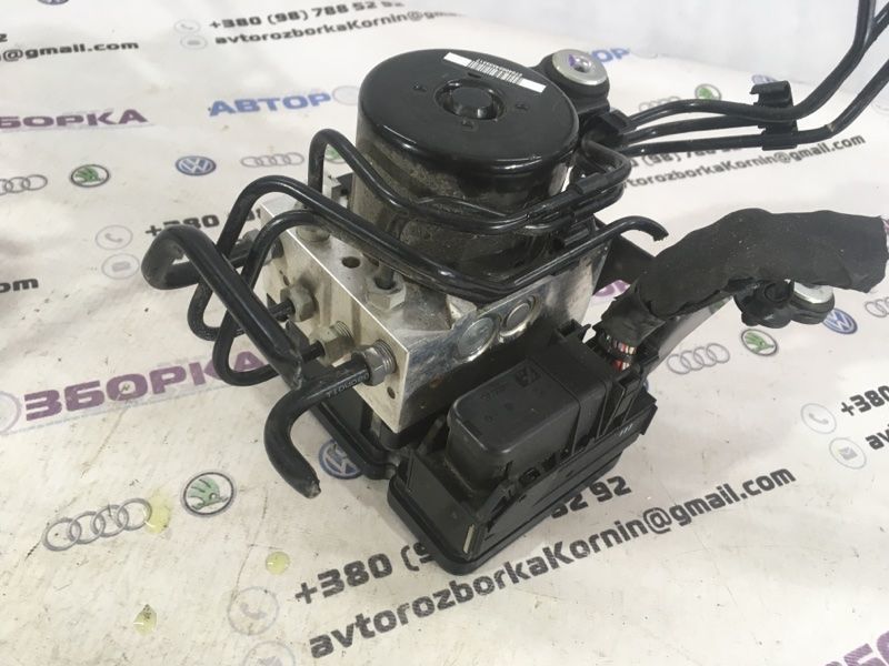 Блок ABS 31329139 Volvo XC60