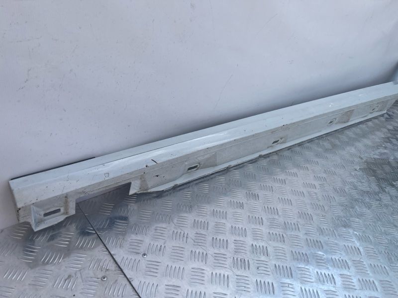 Поріг 4G0853855K Audi A6