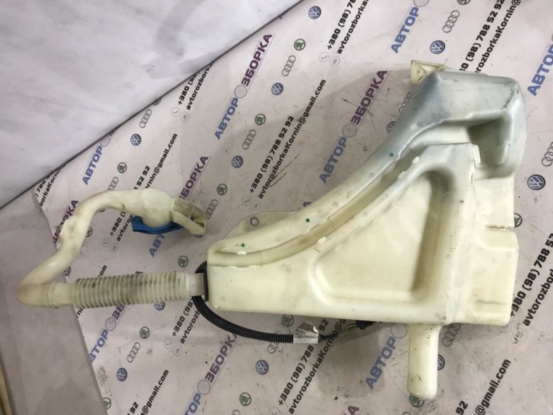 Бачок омивача скла 4L0955453 Audi Q7