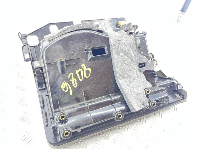 Бардачок / Вещевой ящик 8R1857035F Audi Q5