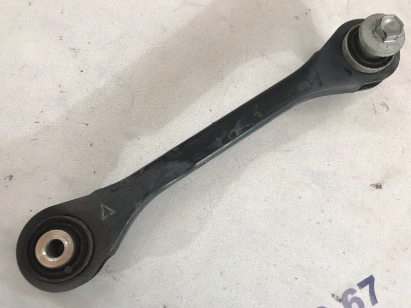 Важіль задньої підвіски нижній лівий/правий 8K0501529L Audi A6 Audi A4, Audi A4 Allroad, Audi A5, Audi A6, Audi A7, Audi A8, Audi Q5, Audi RS7, Audi S4, Audi S5, Audi S6, Audi S7, Audi S8, Audi SQ5, Porsche Macan