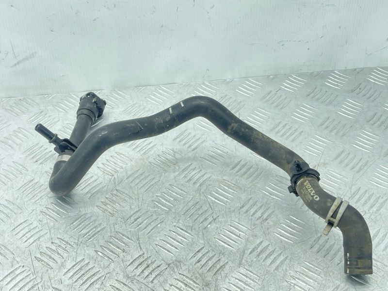 Шланг системы охлаждения 31657656 Volvo XC60