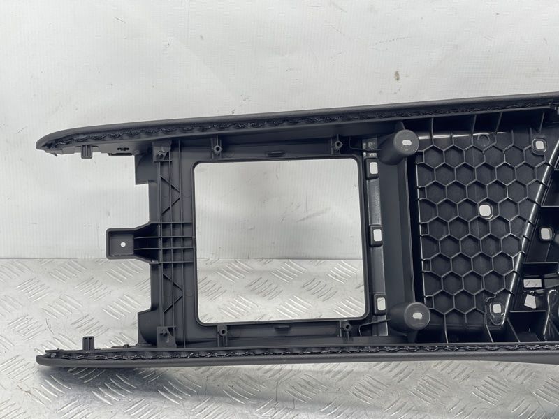 Накладка центральної консолі 4M1863244B Audi Q7