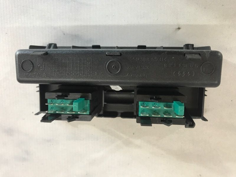 Панель керування підігрівом сидінь 4L0863351B Audi Q7