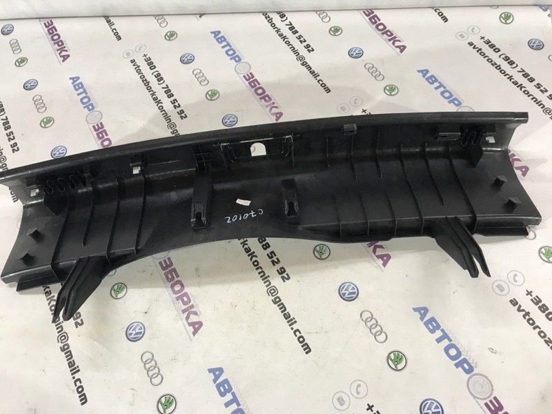 Накладка замка багажника 4G5863471C4PK Audi A6
