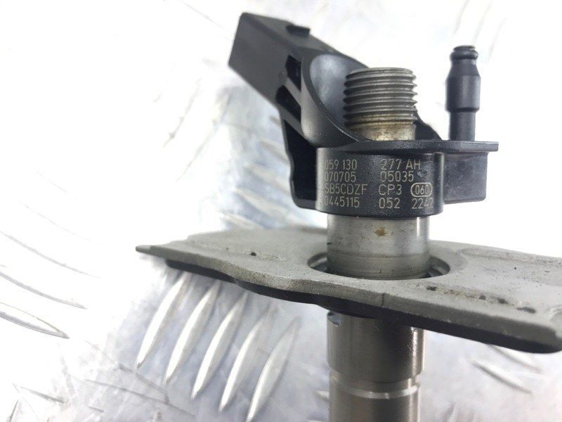 Паливна форсунка 059130277AH Audi Q7