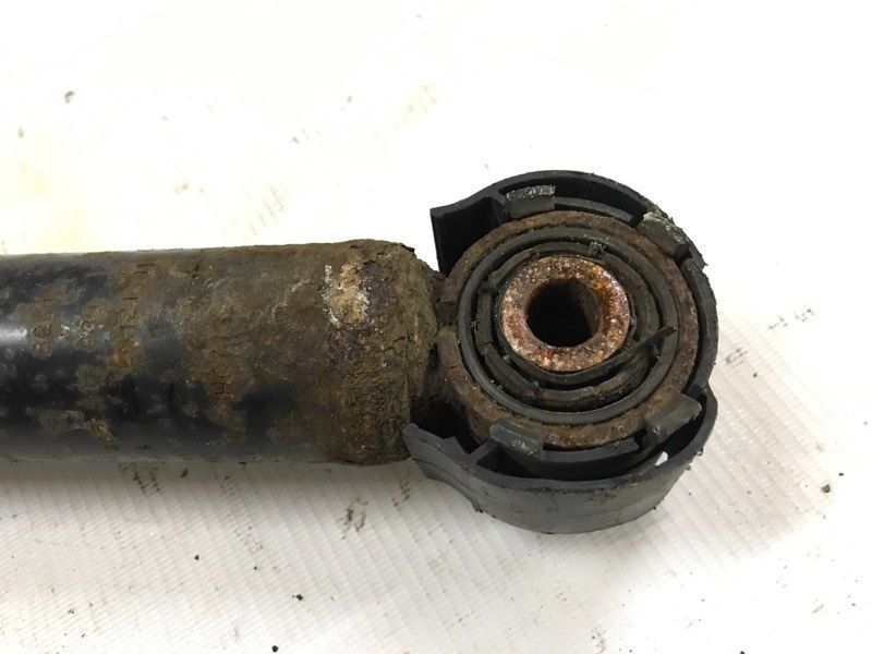 Стійка амортизатора 4G5513035 Audi A6