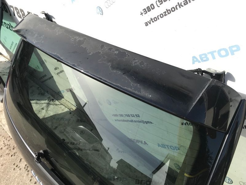 Кришка багажника 4L0827023B Audi Q7