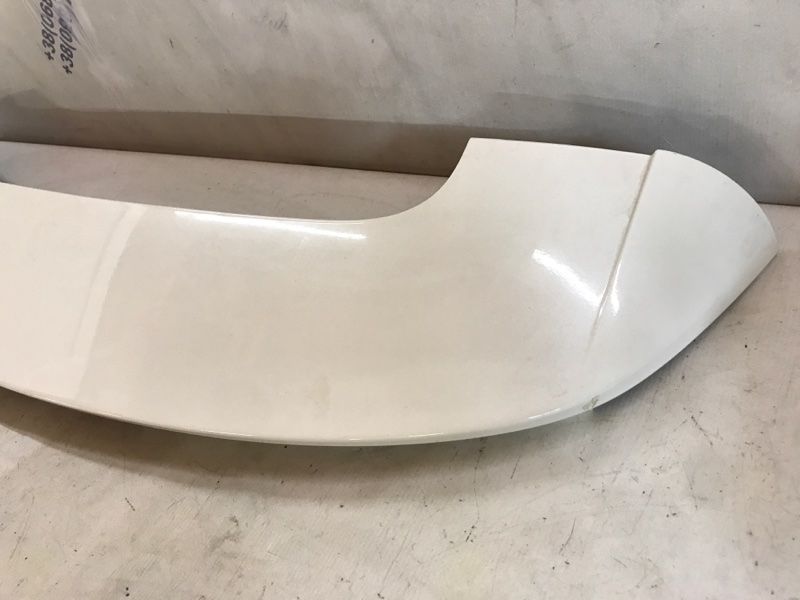 Спойлер LJ6BS44230ABW Ford Escape