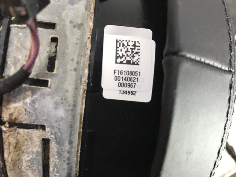 Подушка в кермо / airbag 4H0880201AA1KT Audi S8