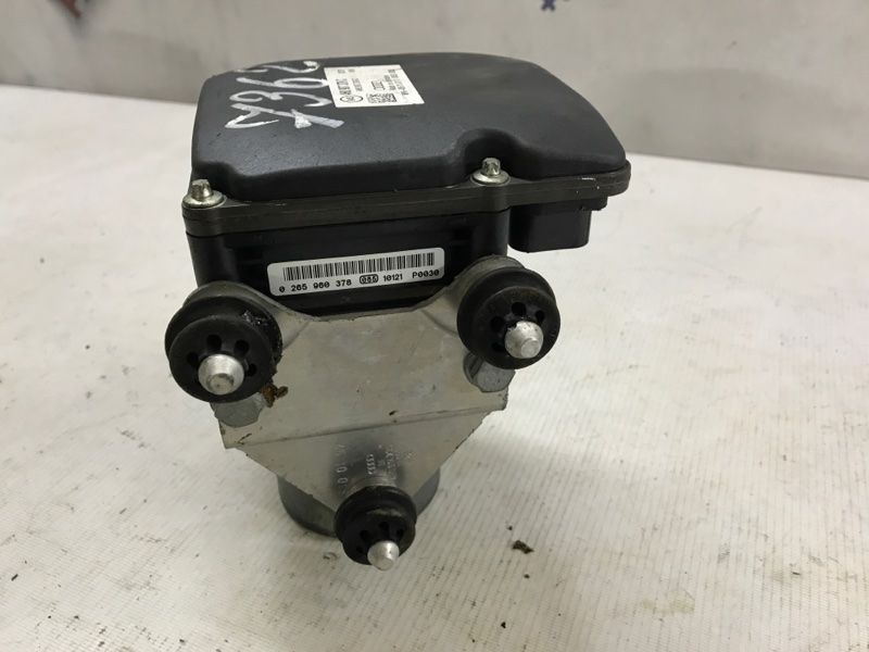 Блок ABS 4G0907379C Audi A8