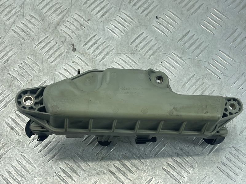 Вакуумный регулятор 31330458 Volvo XC60
