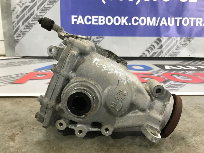 Редуктор переднього моста 38500AR52A Infiniti Q50