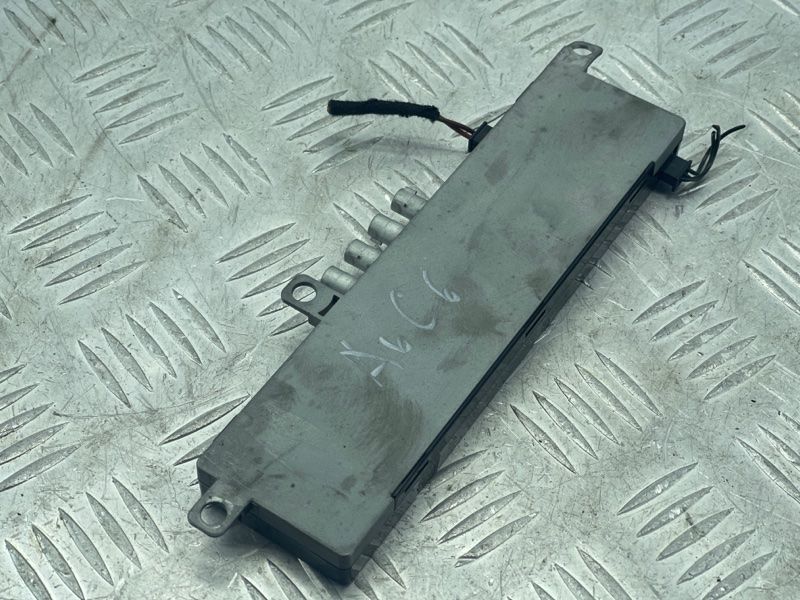 Підсилювач антени 4F9035225D Audi A6