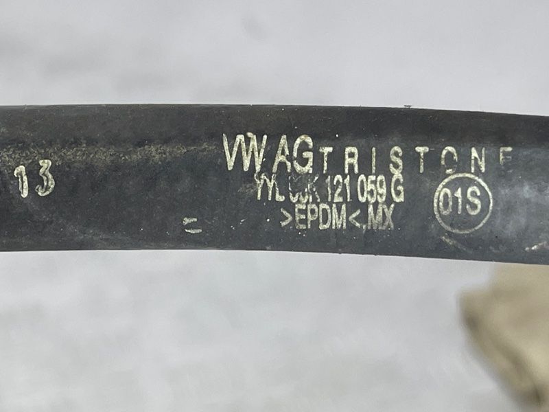 Патрубок 06K121059G Volkswagen Passat
