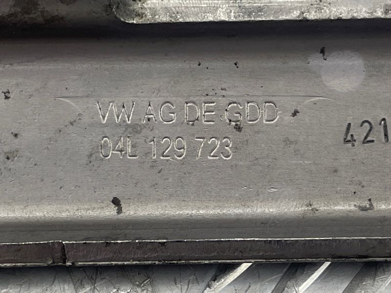 Кронштейн 04L129723 Volkswagen Tiguan