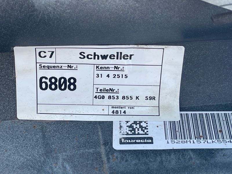 Поріг 4G0853855K Audi A6