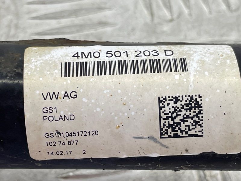 Піввісь 4M0501203D Audi Q7
