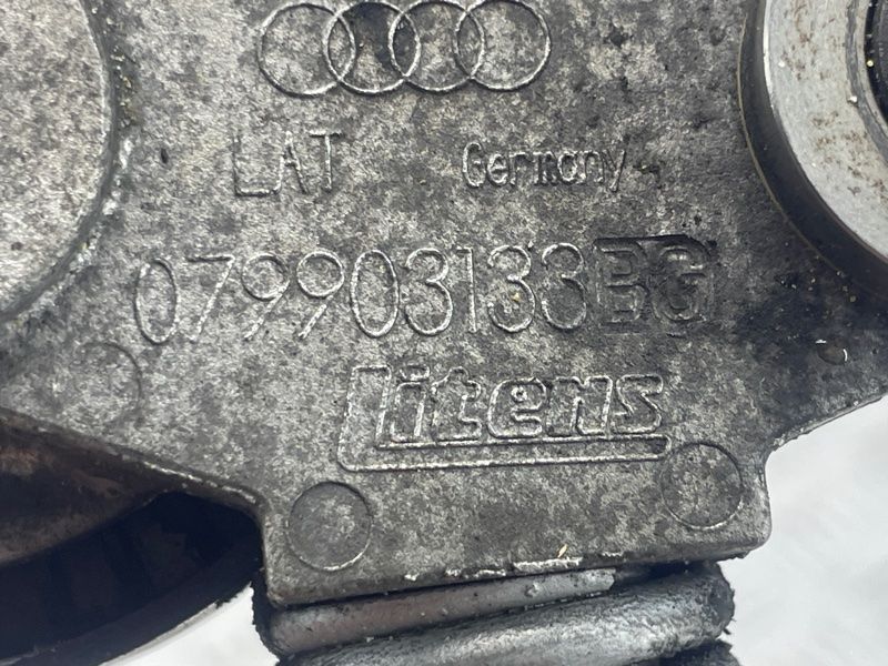 Ролик натяжний 079903133BG Audi S8