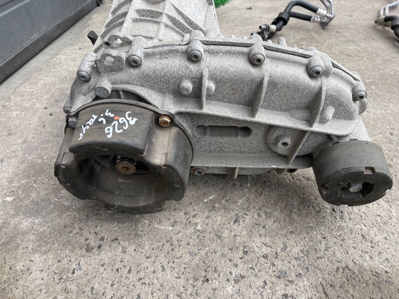 Роздаткова коробка 0BU341011R Volkswagen Touareg