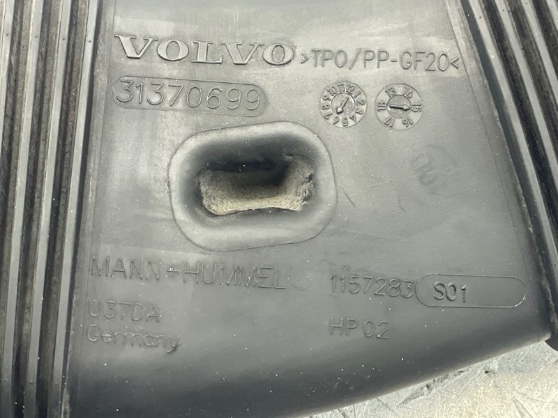 Воздуховод 31370699 Volvo XC60