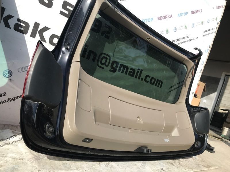 Кришка багажника 4L0827023B Audi Q7