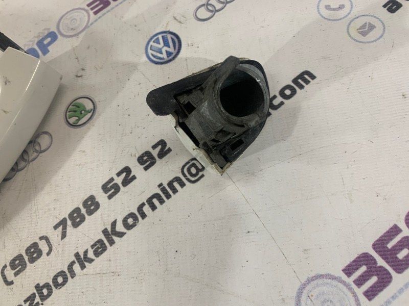 Ручка дверей зовнішня 3C0837206 Volkswagen CC