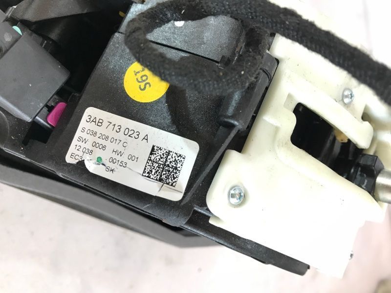 Селектор АКПП 3AB713023A Volkswagen CC