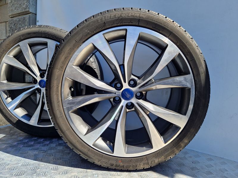 Комплект дисков FK7C1007K3B с шинами Ford Edge